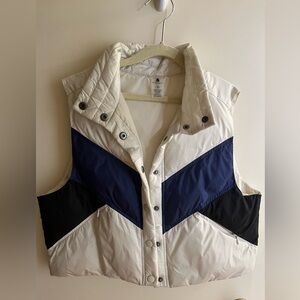 Spiritual Gangster crop puffer vest size XS